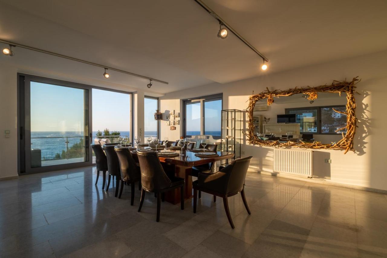 Icarus Luxury Beachfront Villa Gialiskari  ภายนอก รูปภาพ